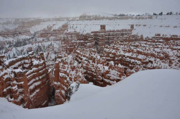 A paisagem gelada do Bryce Canyon National Park, em Utah, nos Estados Unidos